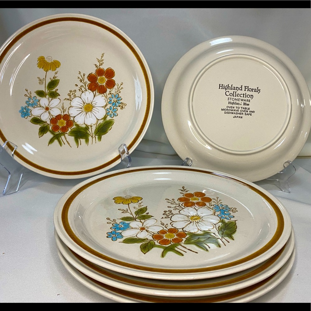 Vintage Highland Florals Collection Dinner plates